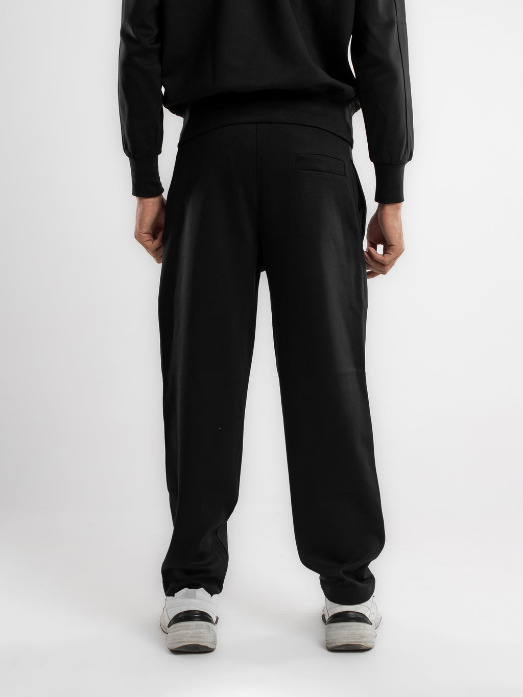 Straight-Leg Sweatpant